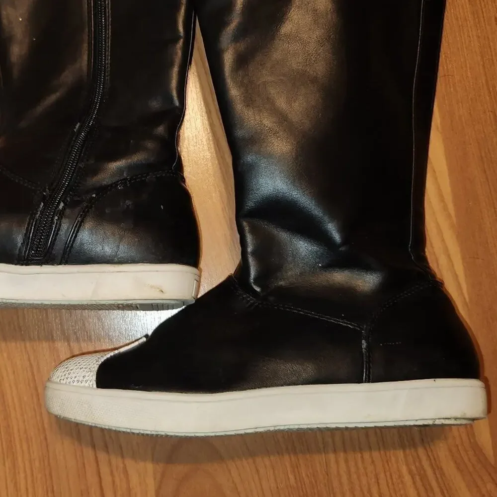 QQ Girls High Boots Black and White || sz 4 GUC